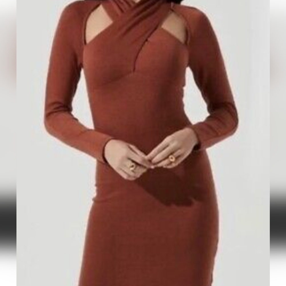 NWT! ASTR The Label twist front, cutout Knit/sweater Dress